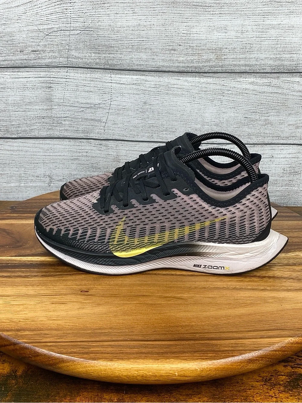 Nike Pegasus Turbo 2 Black Plum Gold Running Shoe AT8242-007 Women’s Size 8.5